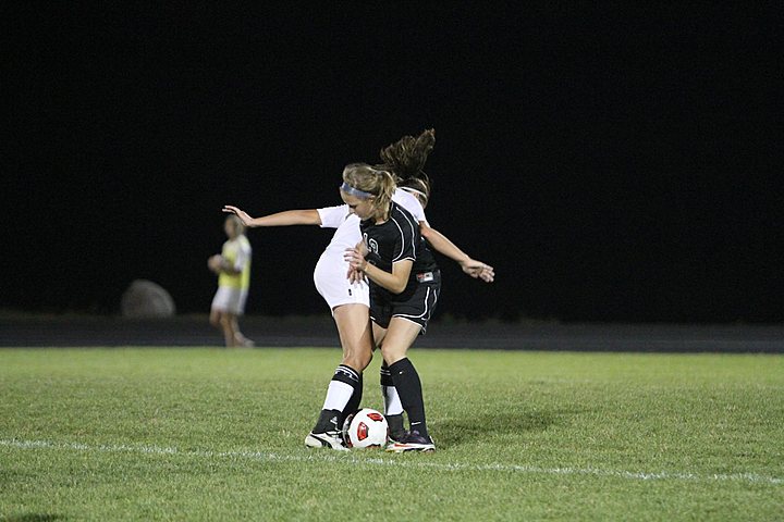 Seton Varsity Soccer vs Ursuline Academy img_9580.jpg (65 k)