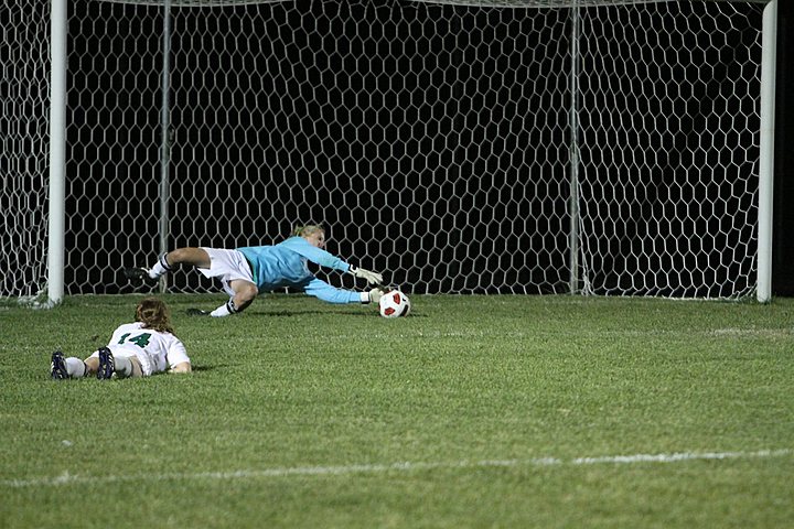 Seton Varsity Soccer vs Ursuline Academy img_9653.jpg (118 k)