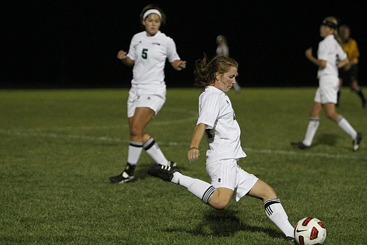 Seton Varsity Soccer vs Ursuline Academy img_9716.jpg (67 k)