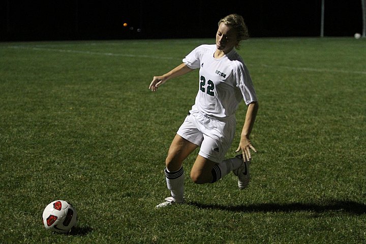 Seton Varsity Soccer vs Ursuline Academy img_9841.jpg (83 k)