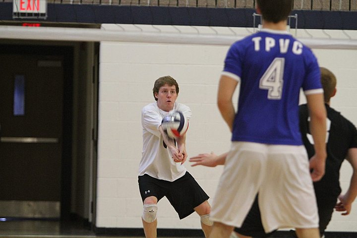 Ryan Playing for Cincinnati Attack 18 Red in St. Louis Tournament img_4193.jpg (53 k)