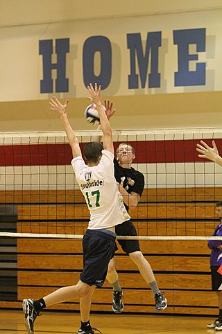 Ryan Playing for Cincinnati Attack 18 Red in St. Louis Tournament img_6054.jpg (41 k)