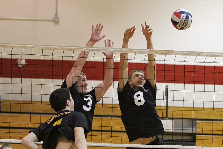 Ryan Playing for Cincinnati Attack 18 Red in St. Louis Tournament img_6630.jpg (74 k)