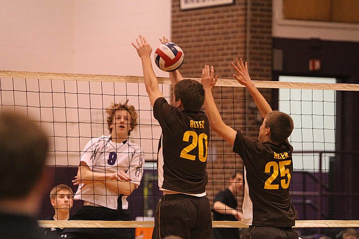 Elder Junior Varsity Volleyball vs Alter img_6814.jpg (76 k)