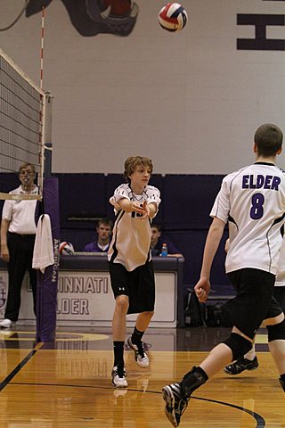 Elder Junior Varsity Volleyball vs Alter img_7240.jpg (38 k)