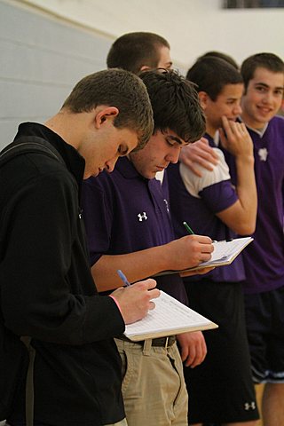 Ryan playing for Elder Varsity Volleyball in the State College Invitational img_2800.jpg (31 k)