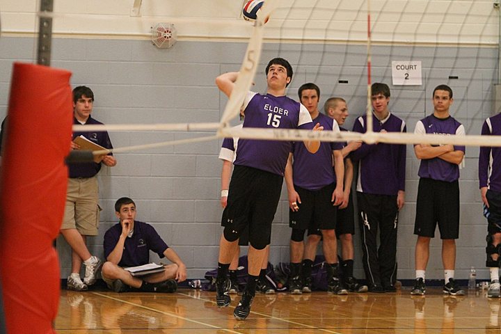 Ryan playing for Elder Varsity Volleyball in the State College Invitational img_3215.jpg (72 k)