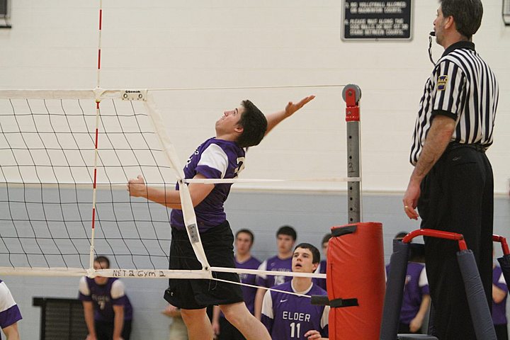 Ryan playing for Elder Varsity Volleyball in the State College Invitational img_3421.jpg (67 k)