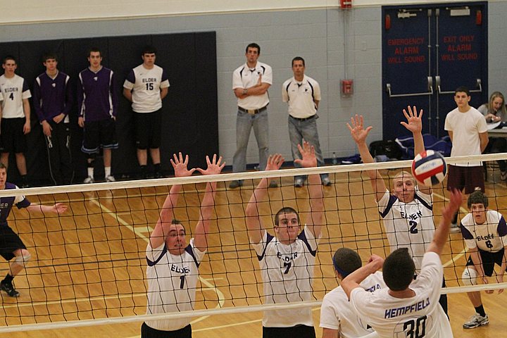 Ryan playing for Elder Varsity Volleyball in the State College Invitational img_3840.jpg (95 k)