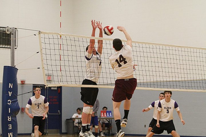 Ryan playing for Elder Varsity Volleyball in the State College Invitational img_4519.jpg (78 k)